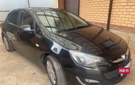 Opel Astra J, 2012 год, 850 000 рублей, 2 фотография