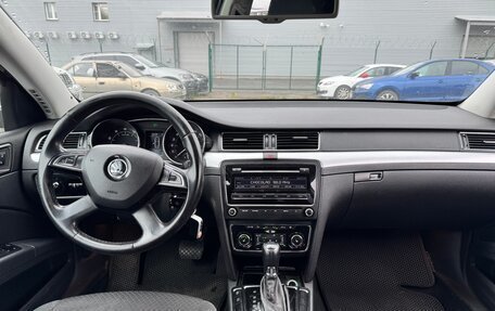 Skoda Superb III рестайлинг, 2013 год, 902 000 рублей, 10 фотография