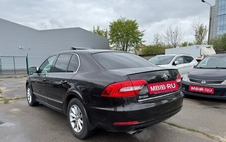 Skoda Superb III рестайлинг, 2013 год, 902 000 рублей, 9 фотография