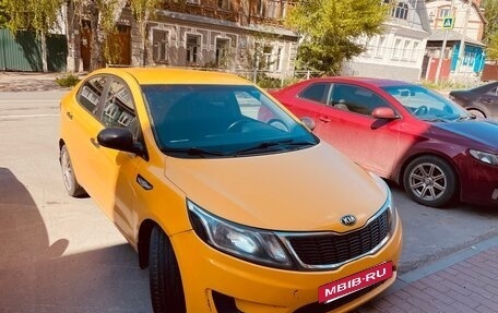 KIA Rio III рестайлинг, 2013 год, 690 000 рублей, 3 фотография