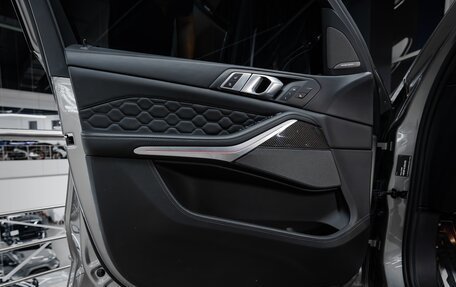 BMW X5 M, 2023 год, 12 995 000 рублей, 17 фотография