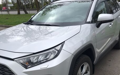 Toyota RAV4, 2020 год, 3 100 000 рублей, 3 фотография