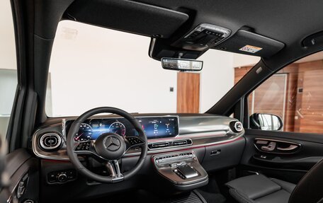 Mercedes-Benz V-Класс, 2024 год, 14 390 000 рублей, 11 фотография