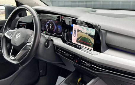 Volkswagen Golf VIII, 2022 год, 1 890 000 рублей, 8 фотография
