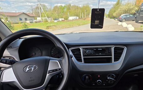 Hyundai Solaris II рестайлинг, 2020 год, 850 000 рублей, 8 фотография