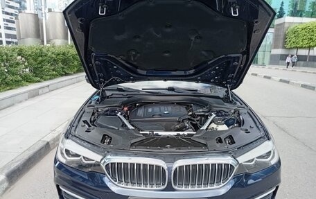 BMW 5 серия, 2020 год, 3 390 000 рублей, 10 фотография