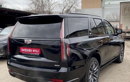 Cadillac Escalade V, 2023 год, 13 000 000 рублей, 7 фотография