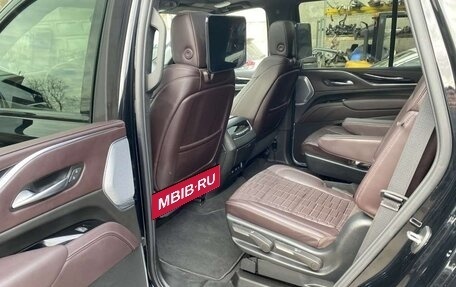 Cadillac Escalade V, 2023 год, 13 000 000 рублей, 15 фотография