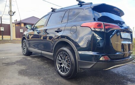 Toyota RAV4, 2017 год, 2 649 000 рублей, 16 фотография