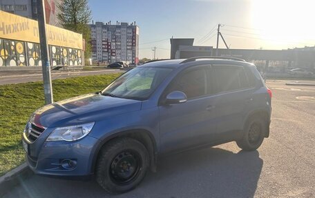 Volkswagen Tiguan I, 2010 год, 1 250 000 рублей, 2 фотография