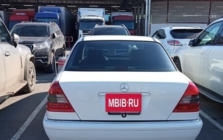 Mercedes-Benz C-Класс, 1994 год, 415 000 рублей, 2 фотография