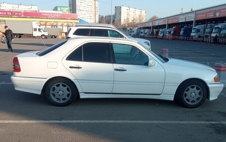 Mercedes-Benz C-Класс, 1994 год, 415 000 рублей, 3 фотография