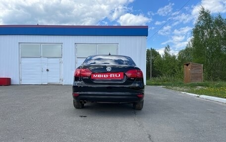 Volkswagen Jetta VI, 2013 год, 1 030 000 рублей, 5 фотография