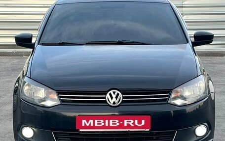 Volkswagen Polo VI (EU Market), 2013 год, 940 000 рублей, 3 фотография