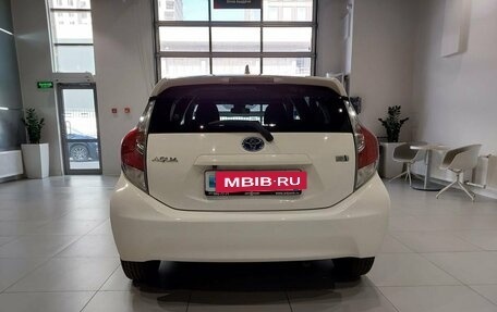 Toyota Aqua I, 2016 год, 1 100 000 рублей, 7 фотография