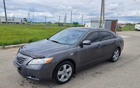Toyota Camry, 2007 год, 1 100 000 рублей, 8 фотография