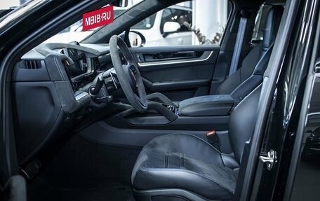 Porsche Cayenne III, 2025 год, 33 900 000 рублей, 19 фотография