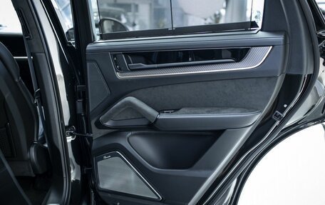 Porsche Cayenne III, 2025 год, 33 900 000 рублей, 28 фотография