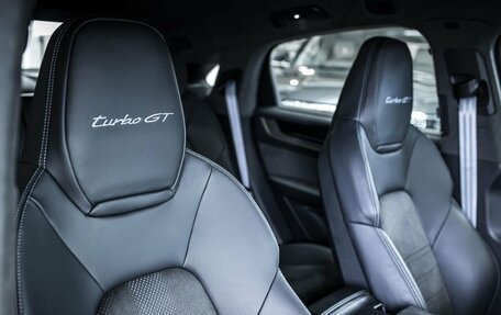 Porsche Cayenne III, 2025 год, 33 900 000 рублей, 34 фотография