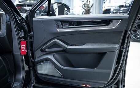 Porsche Cayenne III, 2025 год, 33 900 000 рублей, 31 фотография