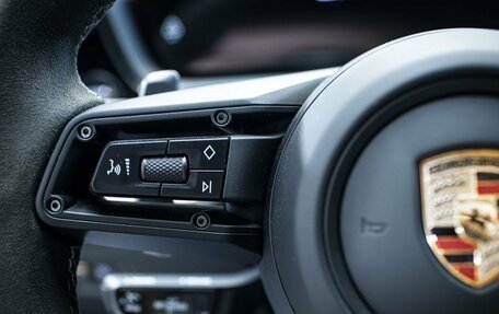 Porsche Cayenne III, 2025 год, 33 900 000 рублей, 40 фотография