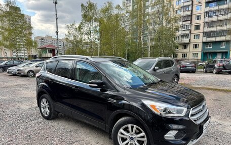 Ford Kuga III, 2016 год, 2 050 000 рублей, 2 фотография