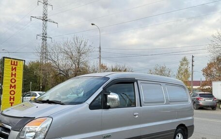 Hyundai Starex I рестайлинг, 2006 год, 590 000 рублей, 2 фотография