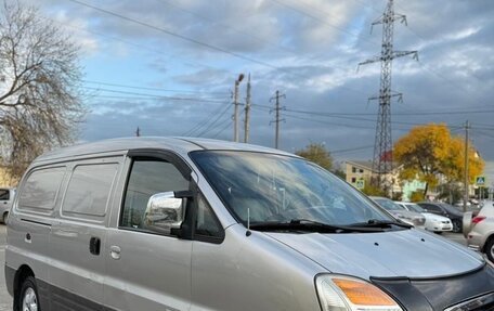 Hyundai Starex I рестайлинг, 2006 год, 590 000 рублей, 4 фотография