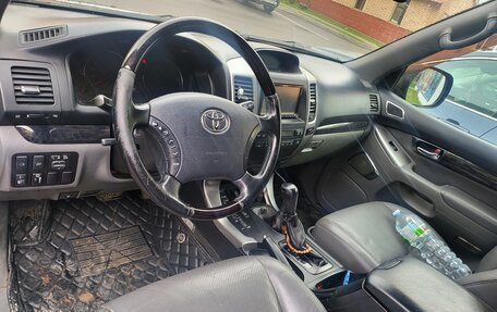 Toyota Land Cruiser Prado 120 рестайлинг, 2008 год, 1 700 000 рублей, 2 фотография