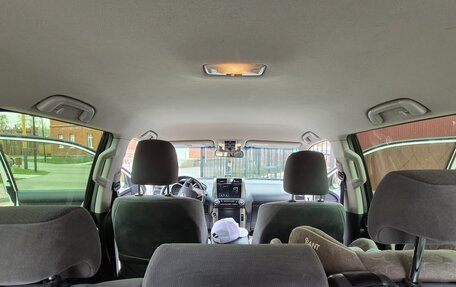Toyota Land Cruiser Prado 150 рестайлинг 2, 2013 год, 2 700 000 рублей, 3 фотография