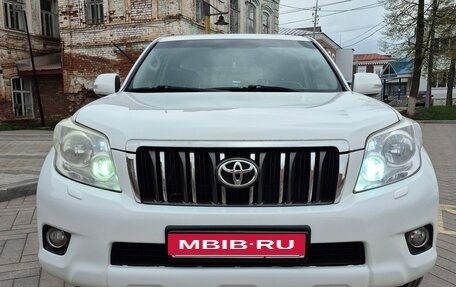 Toyota Land Cruiser Prado 150 рестайлинг 2, 2013 год, 2 700 000 рублей, 4 фотография
