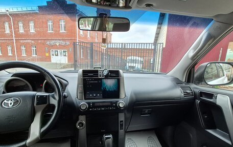 Toyota Land Cruiser Prado 150 рестайлинг 2, 2013 год, 2 700 000 рублей, 16 фотография