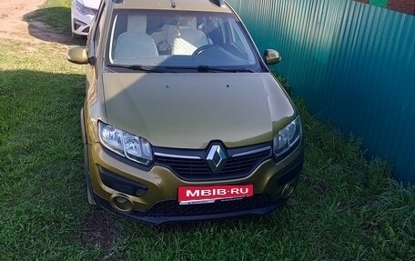 Renault Sandero II рестайлинг, 2016 год, 690 000 рублей, 1 фотография