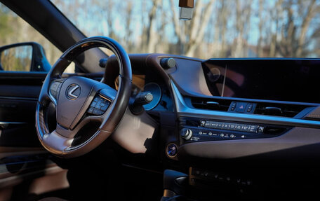 Lexus ES VII, 2020 год, 4 150 000 рублей, 3 фотография