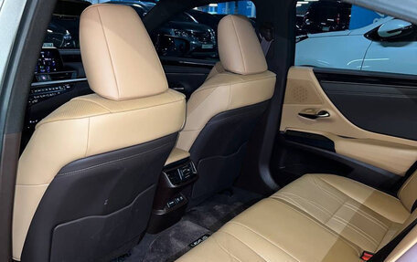 Lexus ES VII, 2020 год, 4 150 000 рублей, 23 фотография