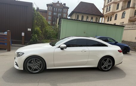 Mercedes-Benz E-Класс, 2019 год, 4 200 000 рублей, 3 фотография