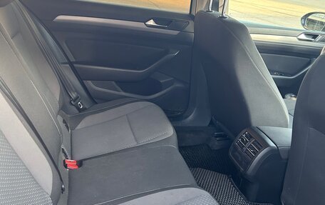 Volkswagen Passat B8 рестайлинг, 2016 год, 1 520 000 рублей, 11 фотография