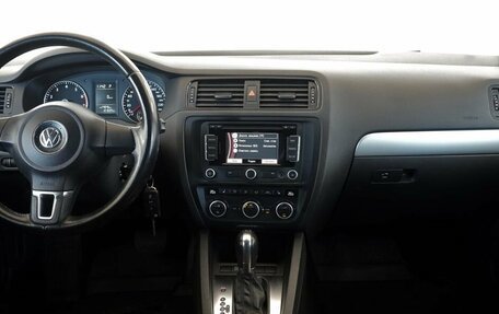 Volkswagen Jetta VI, 2012 год, 1 050 000 рублей, 5 фотография