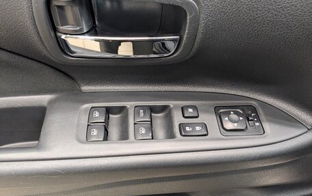 Mitsubishi Outlander III рестайлинг 3, 2016 год, 1 745 000 рублей, 9 фотография