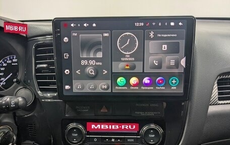 Mitsubishi Outlander III рестайлинг 3, 2016 год, 1 745 000 рублей, 15 фотография