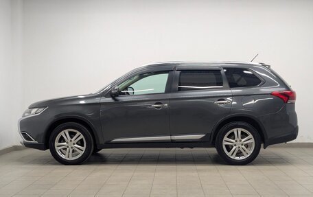 Mitsubishi Outlander III рестайлинг 3, 2016 год, 1 745 000 рублей, 19 фотография