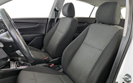 KIA Rio IV, 2020 год, 1 045 000 рублей, 20 фотография
