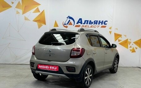 Renault Sandero II рестайлинг, 2015 год, 740 000 рублей, 3 фотография