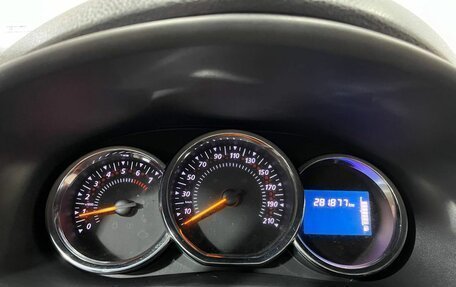 Renault Sandero II рестайлинг, 2015 год, 740 000 рублей, 11 фотография