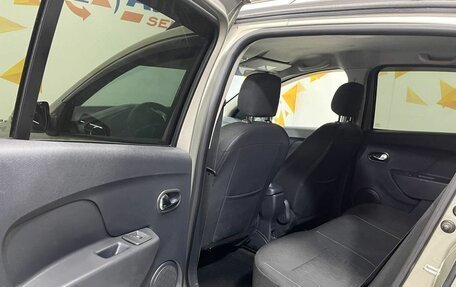 Renault Sandero II рестайлинг, 2015 год, 740 000 рублей, 23 фотография