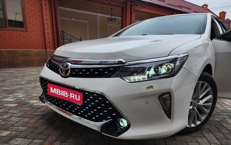 Toyota Camry, 2013 год, 1 670 000 рублей, 10 фотография