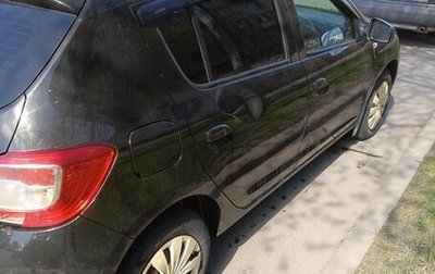 Renault Sandero II рестайлинг, 2016 год, 600 000 рублей, 1 фотография