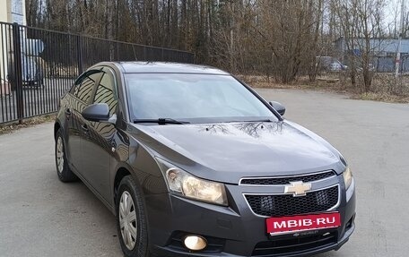 Chevrolet Cruze II, 2011 год, 650 000 рублей, 1 фотография