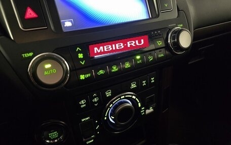 Toyota Land Cruiser Prado 150 рестайлинг 2, 2014 год, 3 800 000 рублей, 19 фотография