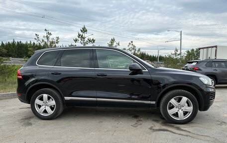 Volkswagen Touareg III, 2012 год, 1 630 000 рублей, 3 фотография